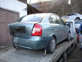 Hyundai Accent - 5