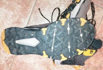 Střední pohorky THE NORTH FACE hnědé velikost 42,5 - 5
