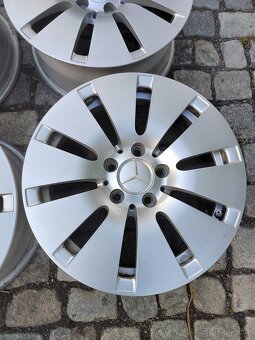 Prodám zánovní alu 16 mercedes Benz třídy C 5x112 ET 38 - 5