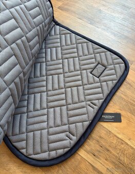 Podsedlova decka Equestrian Stockholm navy DL a VS - 5