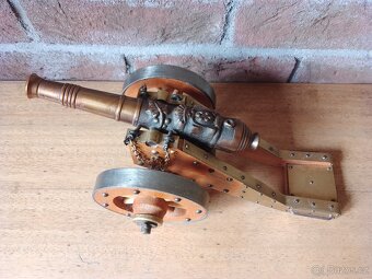Model děla - 5