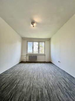 Pronájem bytu 1+1, Bajkalská, Poruba-sever, 8900 Kč/měs, 36 - 5
