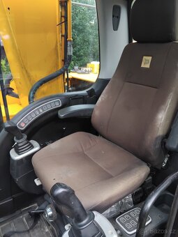 Kolový Bagr Jcb JS145W 15000kg - 5