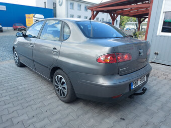 Seat Cordoba 1,9 TDI Signo/ČR/KLIMA/TAŽNÉ ZAŘ/ - 5