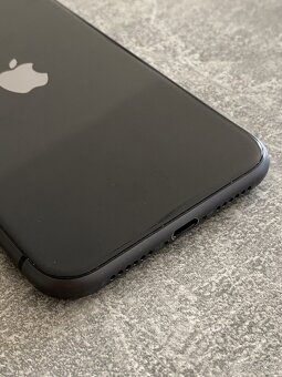 Apple iPhone 11 64Gb - 5