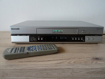 Špičkový videorekordér PANASONIC NV-HV60, 6 hlav,Hifi Stereo - 5