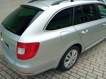 Škoda Superb 2.0tdi,2012,combi, nová STK. - 5