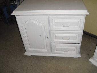 komoda mala +velká.,,,,,MASIV - 5