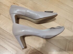 Dámské kožené krásné lodičky zn.PELLE VERA - 5