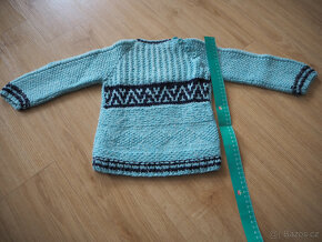 Různé dámské a dětské oblečení, doplňky, korále - 5