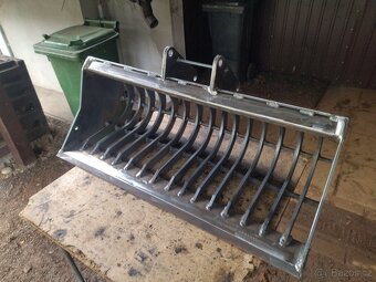 Prosívací,třídící lžíce - 5