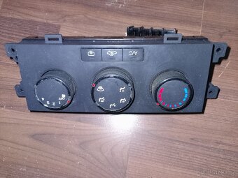 Chevrolet captiva 2.4 100kw r.v 2006 díly - 5