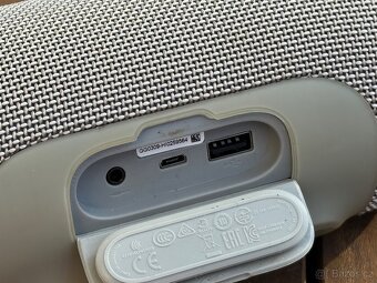 Bluetooth reproduktor JBL charge3 - 5