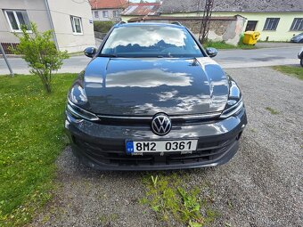Volkswagen Golf - 5
