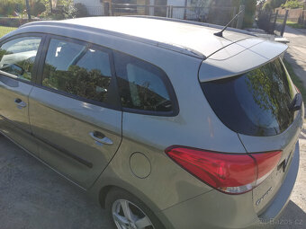 Kia Carens 1.6 GDI Comfort - 5