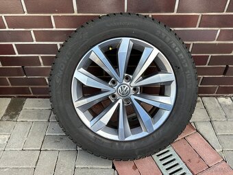 Volkswagen Tiguan Alu kola 7Jx17 ET45 Zimní gumy - 5