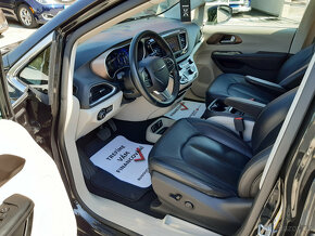 Chrysler Pacifica 3,6L V6 8míst, kůže, Facelift, servis - 5