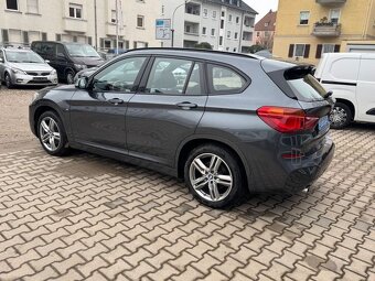 BMW X1 xDrive 25 d M Sportpaket rok 09/2017 - 5