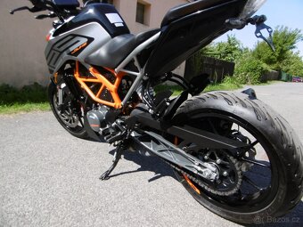 KTM DUKE 125 - 2022 - 9466km - PERFEKTNÍ STAV - 5