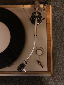 Gramofon Tesla NC440 - 5