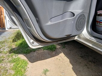 Tucson 2.0 crdi 4x4 82kw bez DPF tažné REZERVACE - 5