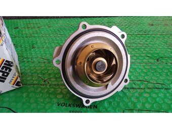 vodní čerpadlo Škoda Felicia 1.9D – Hepu Německo 028121004 - 5