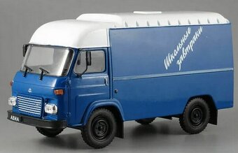 Avia 1:43 - Škoda Felicia 1:24 - 5
