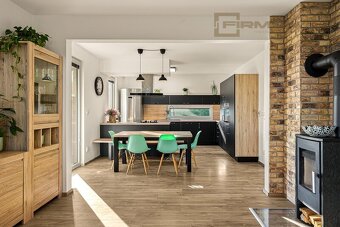 Prodej novostavby rodinného domu 5+kk 178m² v Úvalech. - 5