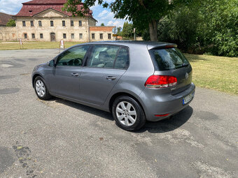 VW Golf 6 1.2 TSI 77kw,2.maj.naj 129 tis km,serviska. - 5