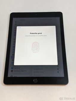 iPad 5 gen. (2017) 128gb, WIFI+LTE. Baterie 90%. Záruka 6 m. - 5