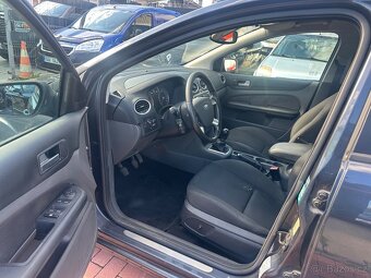 Ford focus 1.6tdci 80kw, manual, slušný stav, tažné zařízení - 5