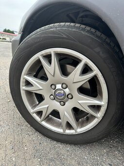 VOLVO XC70 2.4D rok 2007 - 5