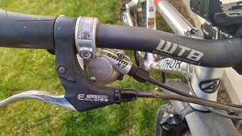 Horské kolo Author Revolt, vel. 16,5 - 5