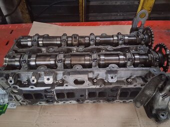 Mercedes E w212 220cdi hlava motoru - 5