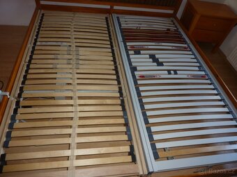 Dřevěná manželská postel 180 x 200 cm - 5