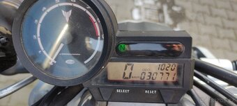 YAMAHA MT03 - 5