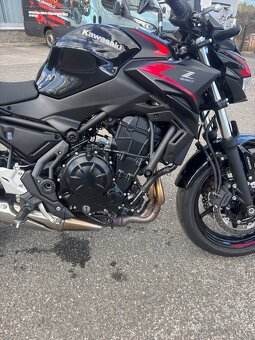 Kawasaki Z650 2023 - stav nové moto - 5
