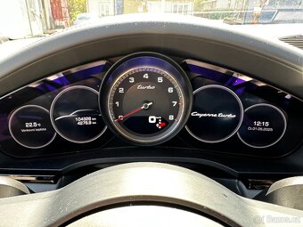 Porsche Cayenne Turbo 3 - 5