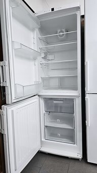 Lednice s mrazákem INDESIT, kombinovaná, Liebherr - 5