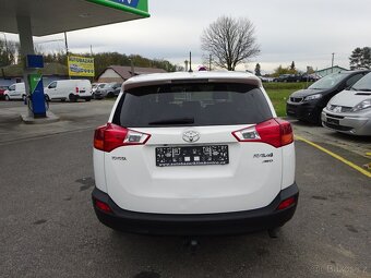 Toyota Rav4 2,2 d4d,nehavarované,garanceKM - 5