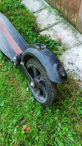 Elektrická koloběžka EcoWheel ER22 - 5