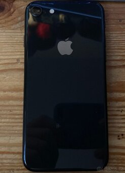 REZERVACE Apple iPhone 8 64 GB Space Gray - 5