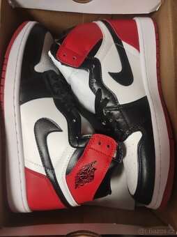 Jordan 1 Retro High "Satin Black Toe" - 5