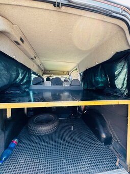 Dodávka Ford Transit 300L - 9 míst, 2.0 TDCi - 5