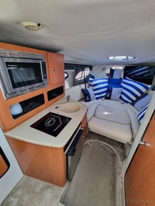 Kajutová loď Crownline 250CR posezónní cena - 5