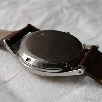 Švýcarské náramkové hodinky CERTINA Cal. 324 - 5