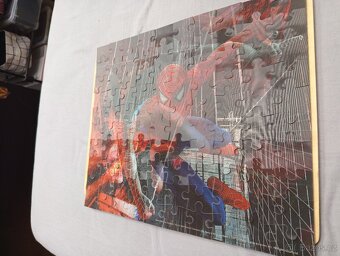 Puzzle Spiderman 3, 100 ks - 5