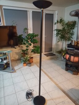 Stojanová lampa černá s reostatem levně - 5