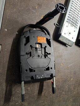 Otočná dětská autosedačka - 5