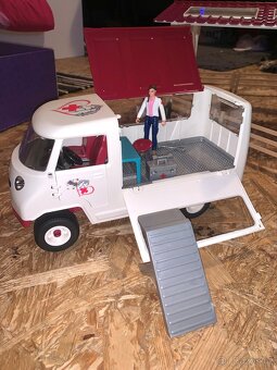 Schleich stáj 72121 - 5